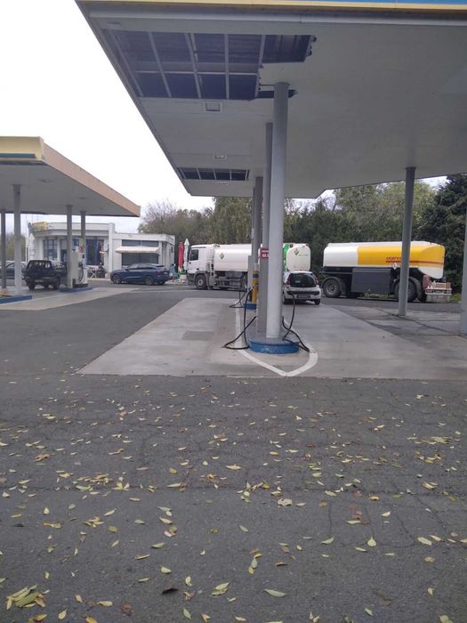 Метална конструкция " Навес- Козирка ''