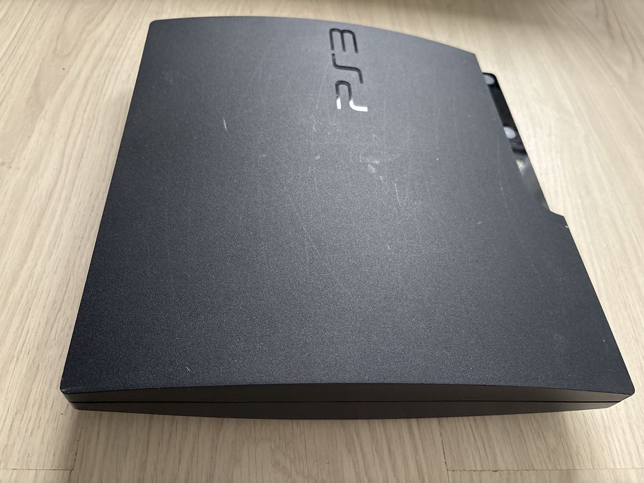 Playstation 3 slim, hdd 320gb, MODATA