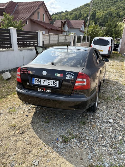 Skoda 1.9TDI an 2008 km260.000. Unic propr. Vand urgent. Ofer fiscal.