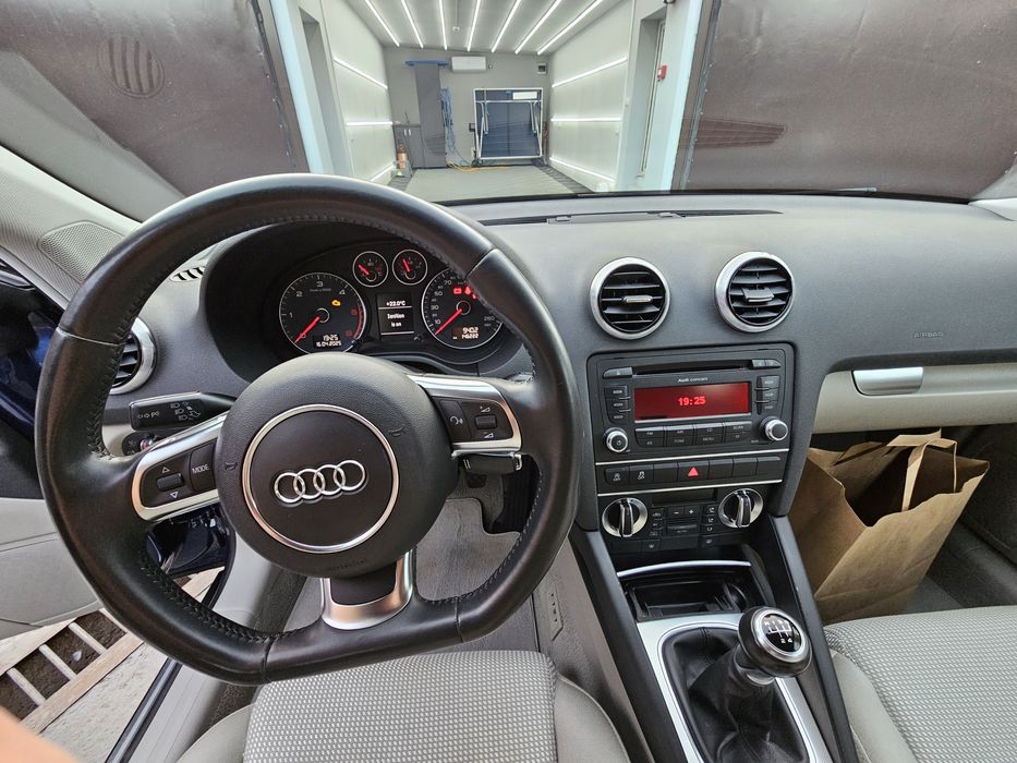 Vând Audi A3 2012, Sportback, 1.6 tdi al doilea proprietar