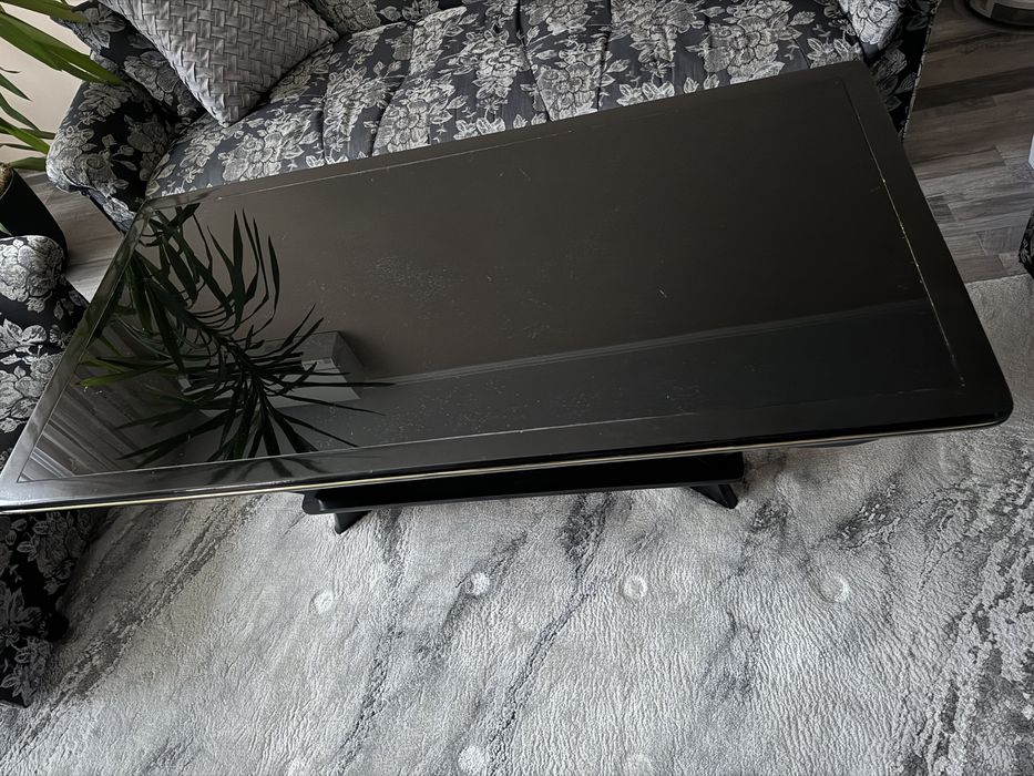 Стилна холна маса