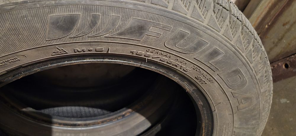 Зимни гуми 195/65/15