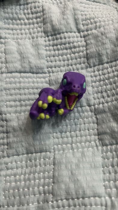 Обменяю игрушки из киндера