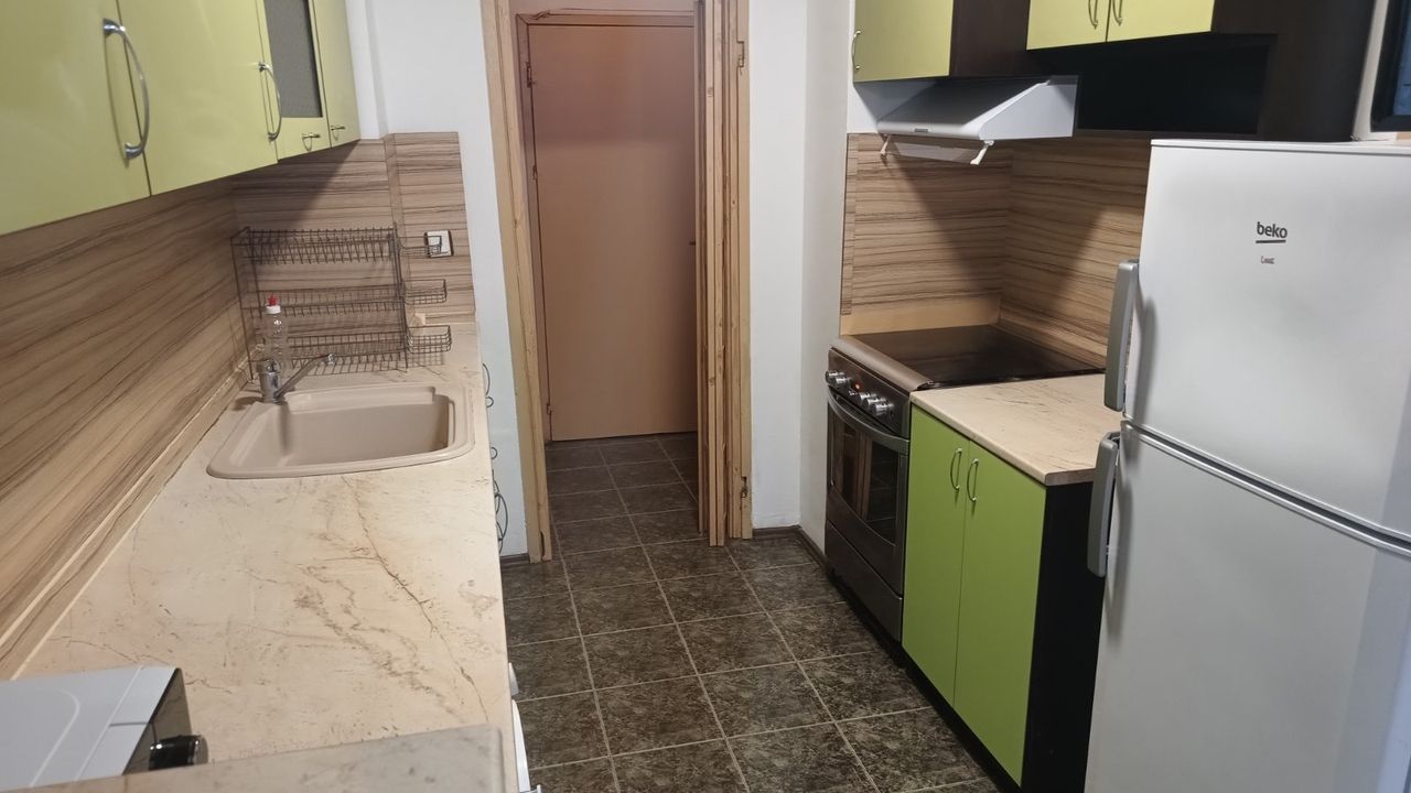 Дава се под наем Двустаен апартамент в Шумен, Херсон - 60 кв.м за 306 € - Снимка #7