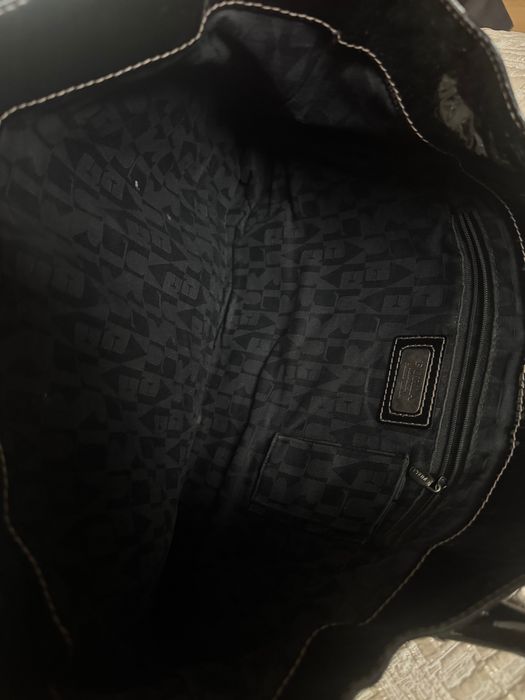 Лачена чанта Furla