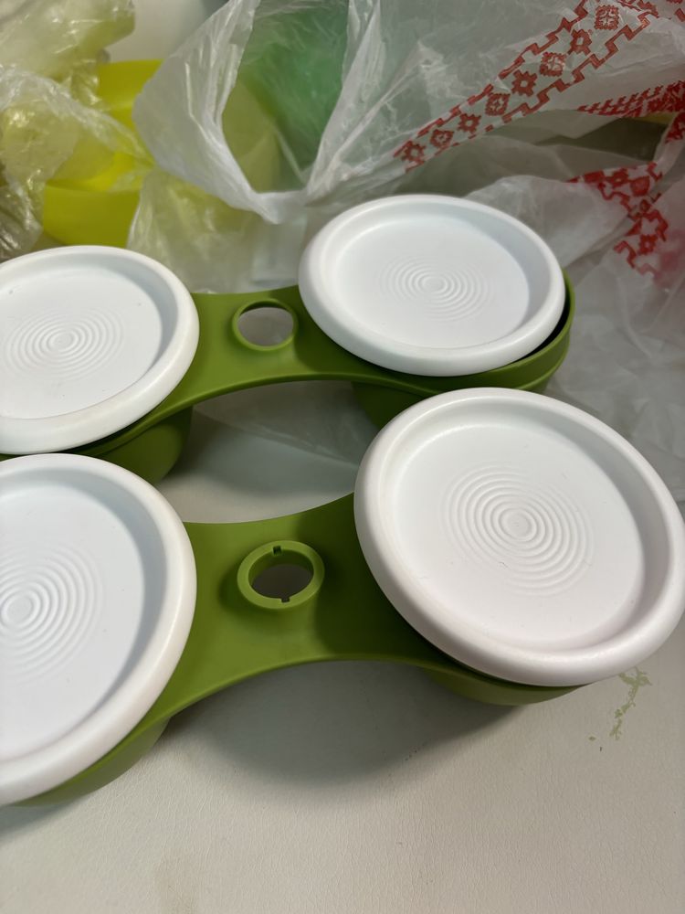 Cană gradata tupperware si recipient servire