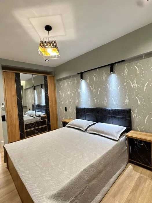 Сдаётся кв ор-р Ц-2 Рынок Алайский 3/3/9 ро-н Мирзо-Улугбекский 191*