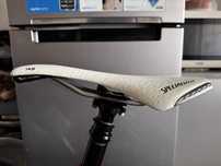 Премиум седло Specialized Phenom,  белое