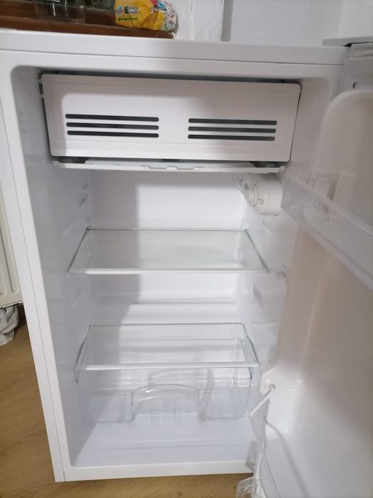 vand frigider albatros nou cu garantie