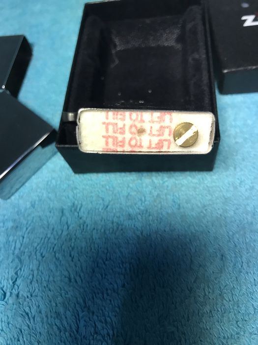 Brichetă Zippo Nouă (nefolosită) made in U.S.A.