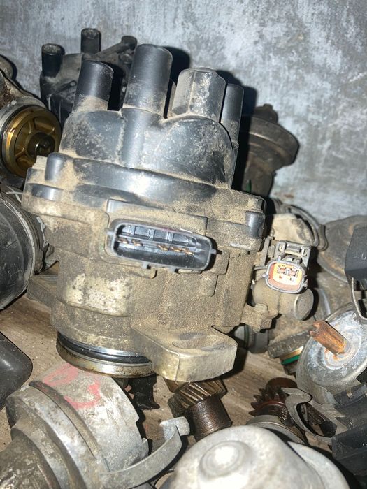 Трамблер Ниссан примера 1.6 Ga16