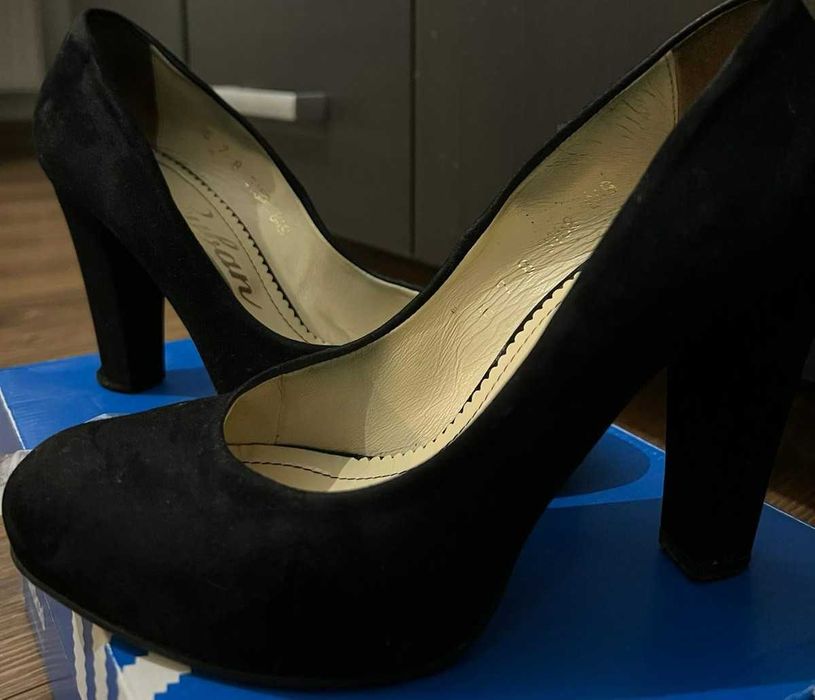 pantofi dama negri piele naturala, intoarsa Guban Romania marimea 36
