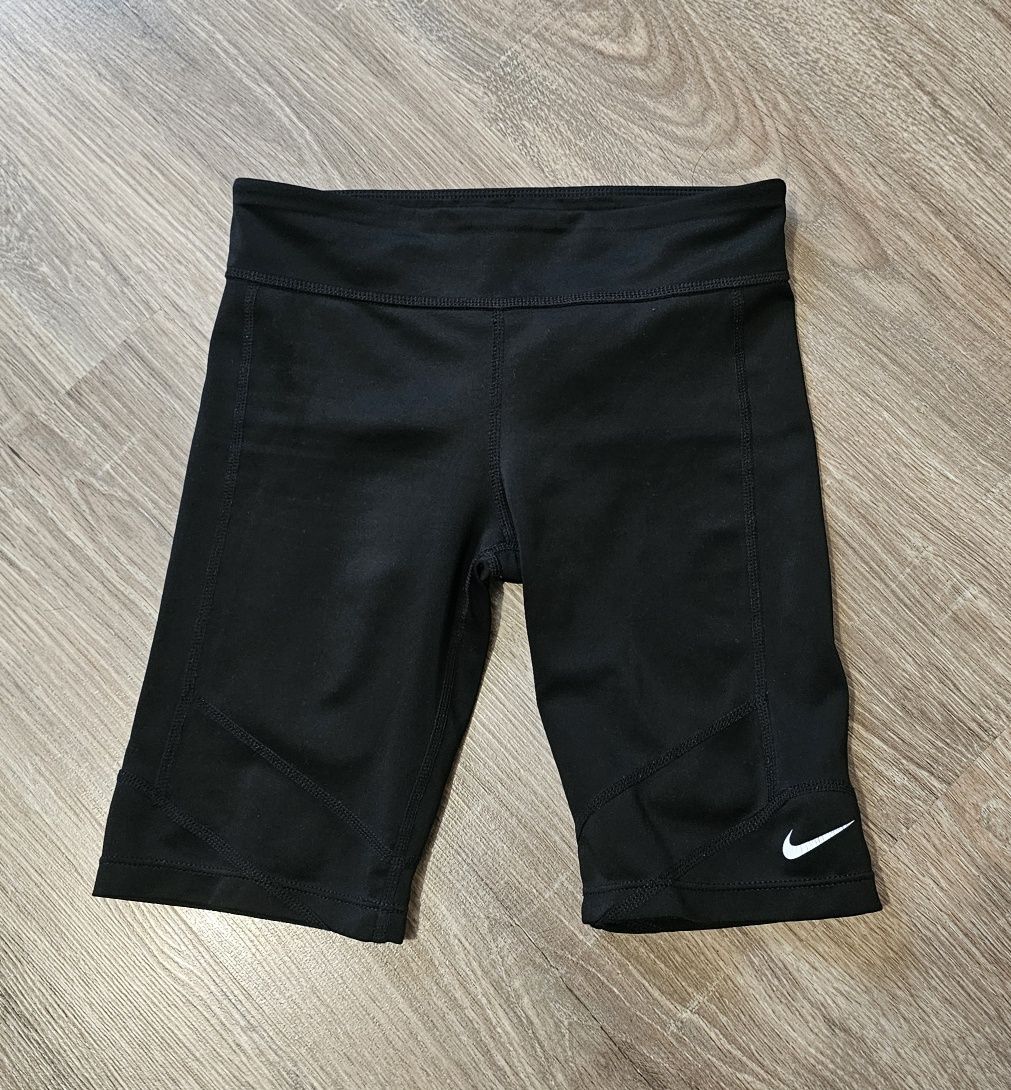 Детския къс панталон на Nike