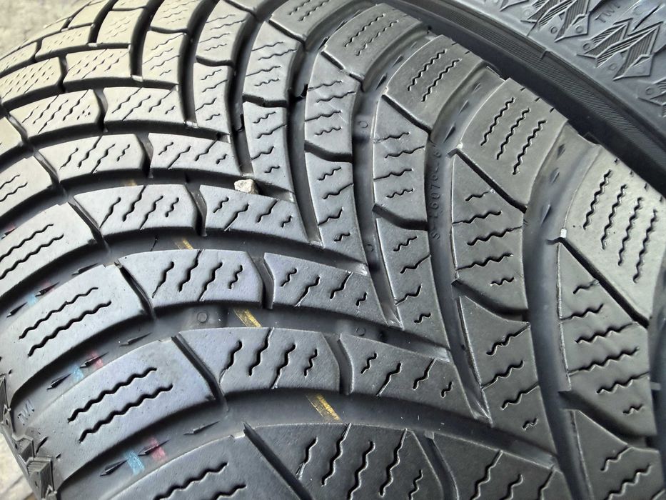 2x Anvelope Iarna 195/65 R16 - Semperit Speed Grip 5