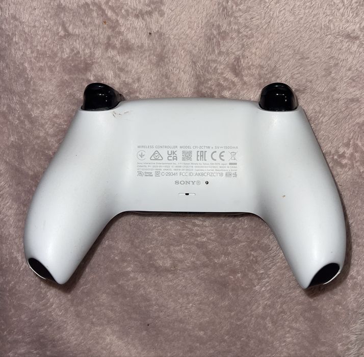 Vand sau chimb PS 5 Slim Digital Edition 1TB cu Xbox Series X