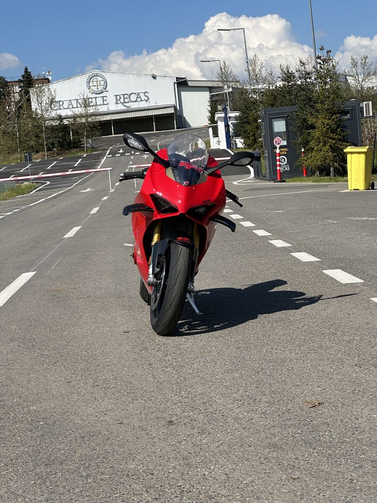 Ducati Panigale V4S 2023