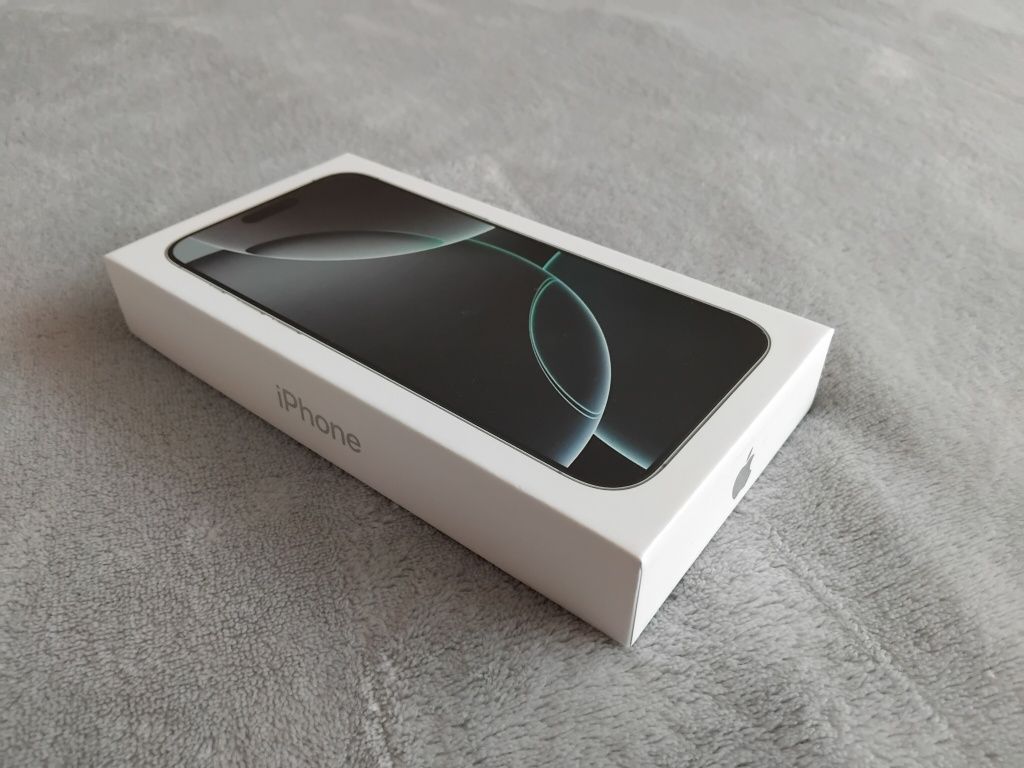 iPhone 16 Pro Max 512GB White Titanium
