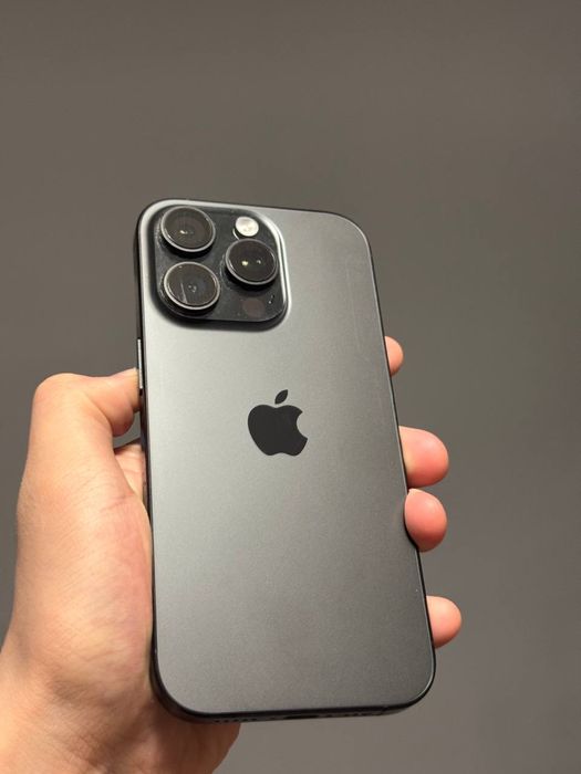 Продам iPhone 16 pro 256 гб