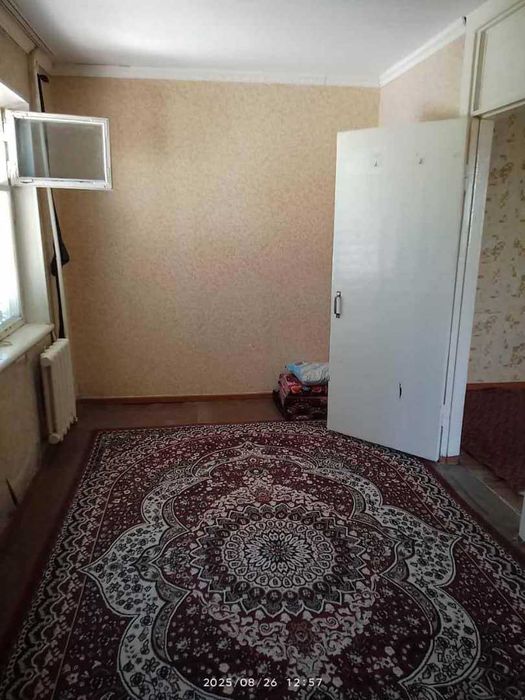 Киргили Шарқ мехмонхонаси 2 хонали квартира ижарага берилади.ID: 1449