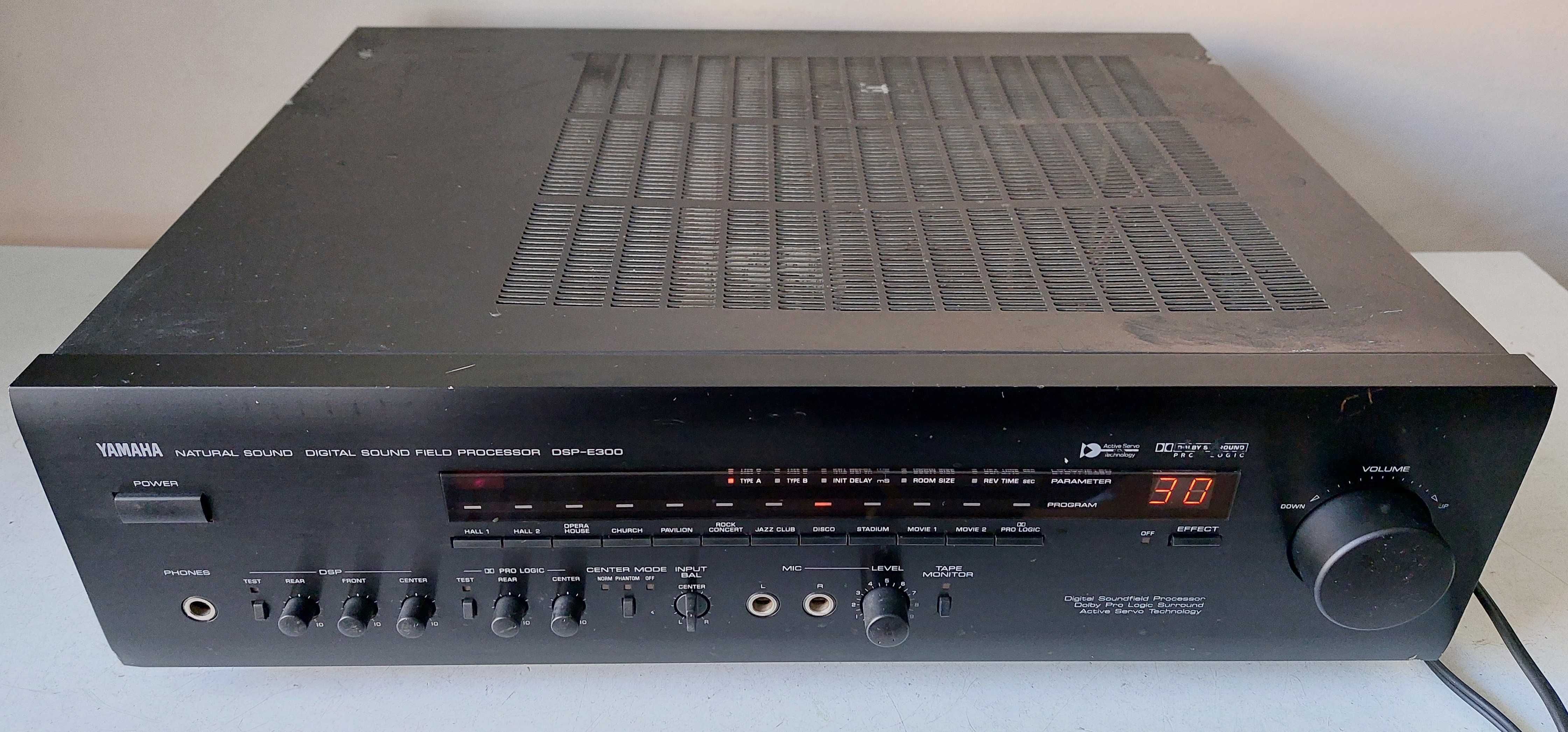Yamaha DSP E300 natural sound field procesor muzica sunet muzica filme