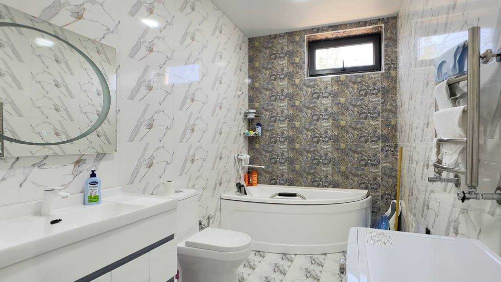 ДОМ
м-в Феруза
ор-р Греческий городок
2.3 сотки
Площадь: 266 м²