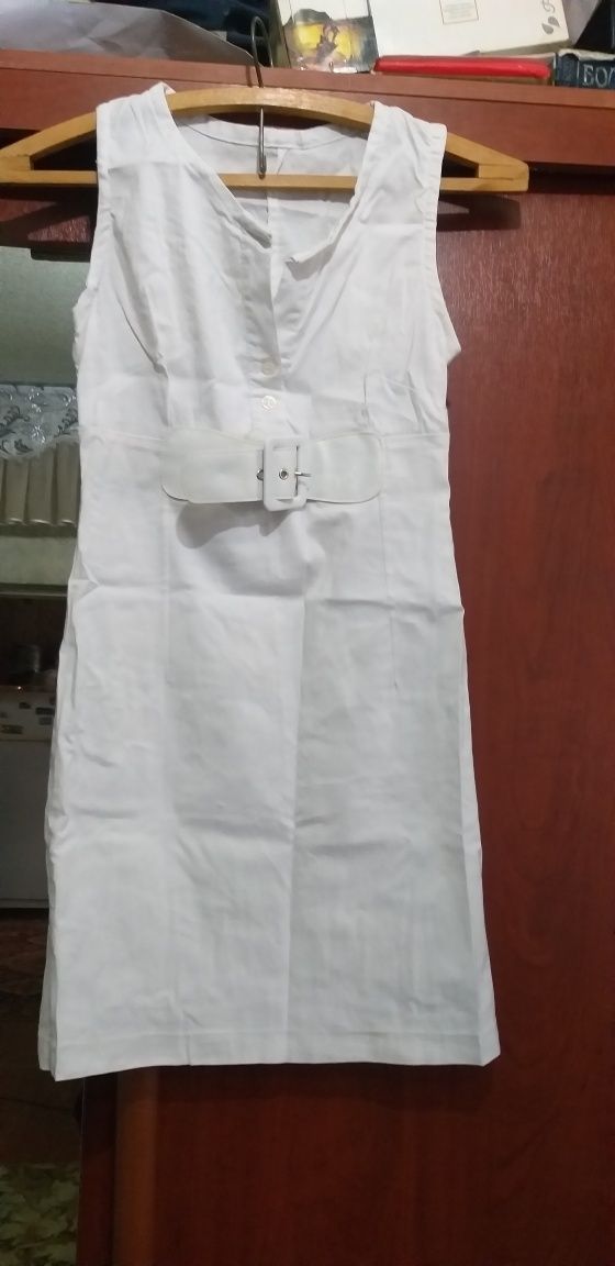 Продам красивые платья