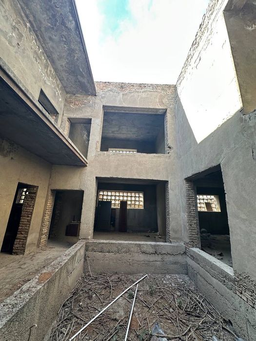 Yuqori xasanboydan yer sotiladi