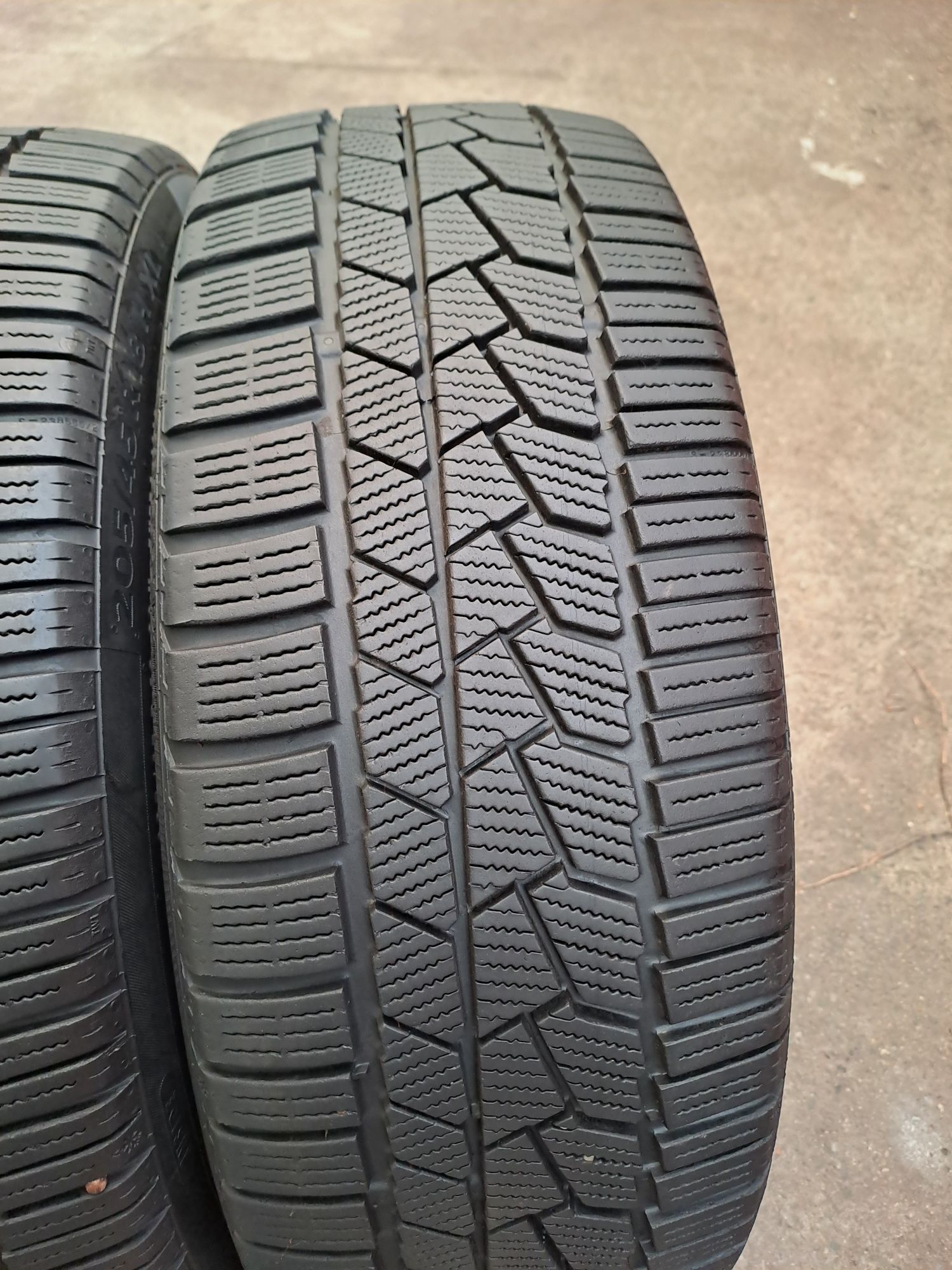 4бр. 205/45/18 Continental CWC TS 860 S: Почти Нови Зимни гуми