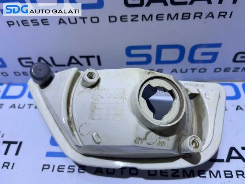 Proiector Ceata Dreapta Ford Focus 1 Facelift 1998 - 2004 Cod 2M51-15K201-AG