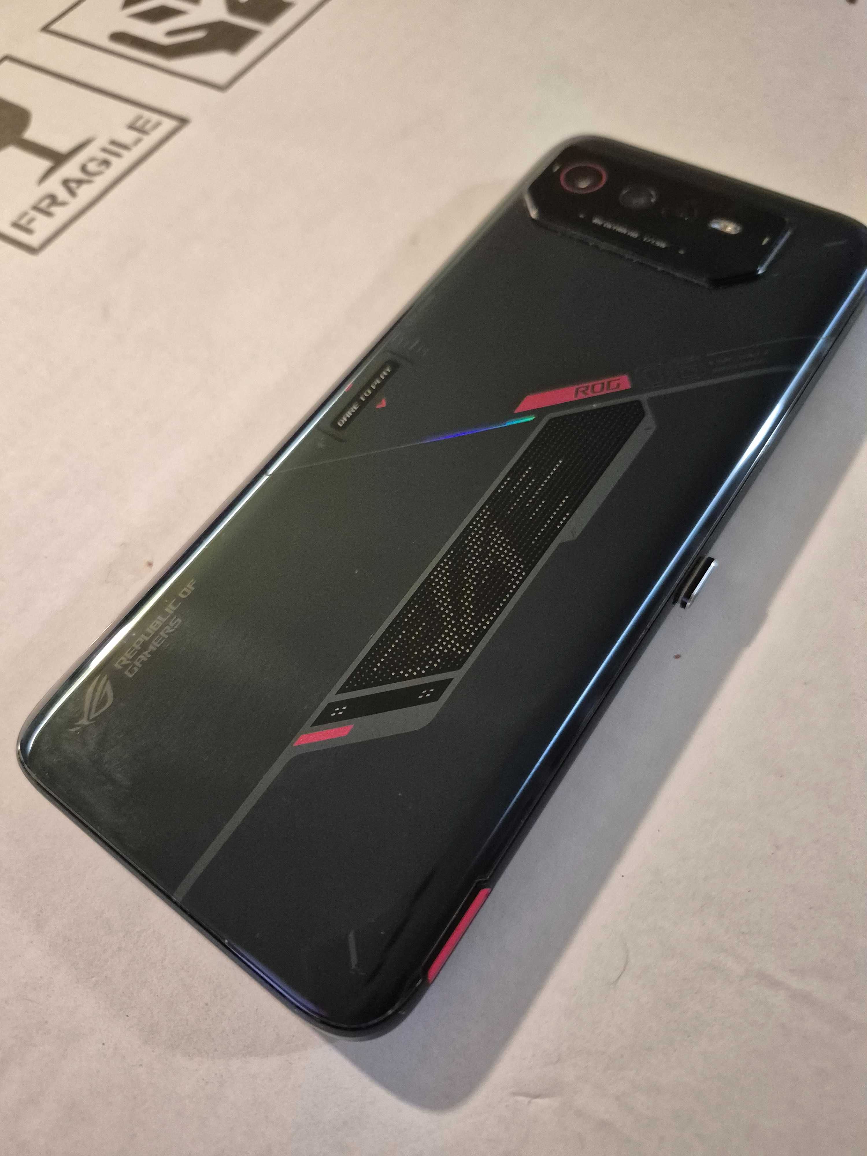 Telefon gaming ASUS ROG Phone 6, Dual SIM, 512GB, 16GB RAM, 5G