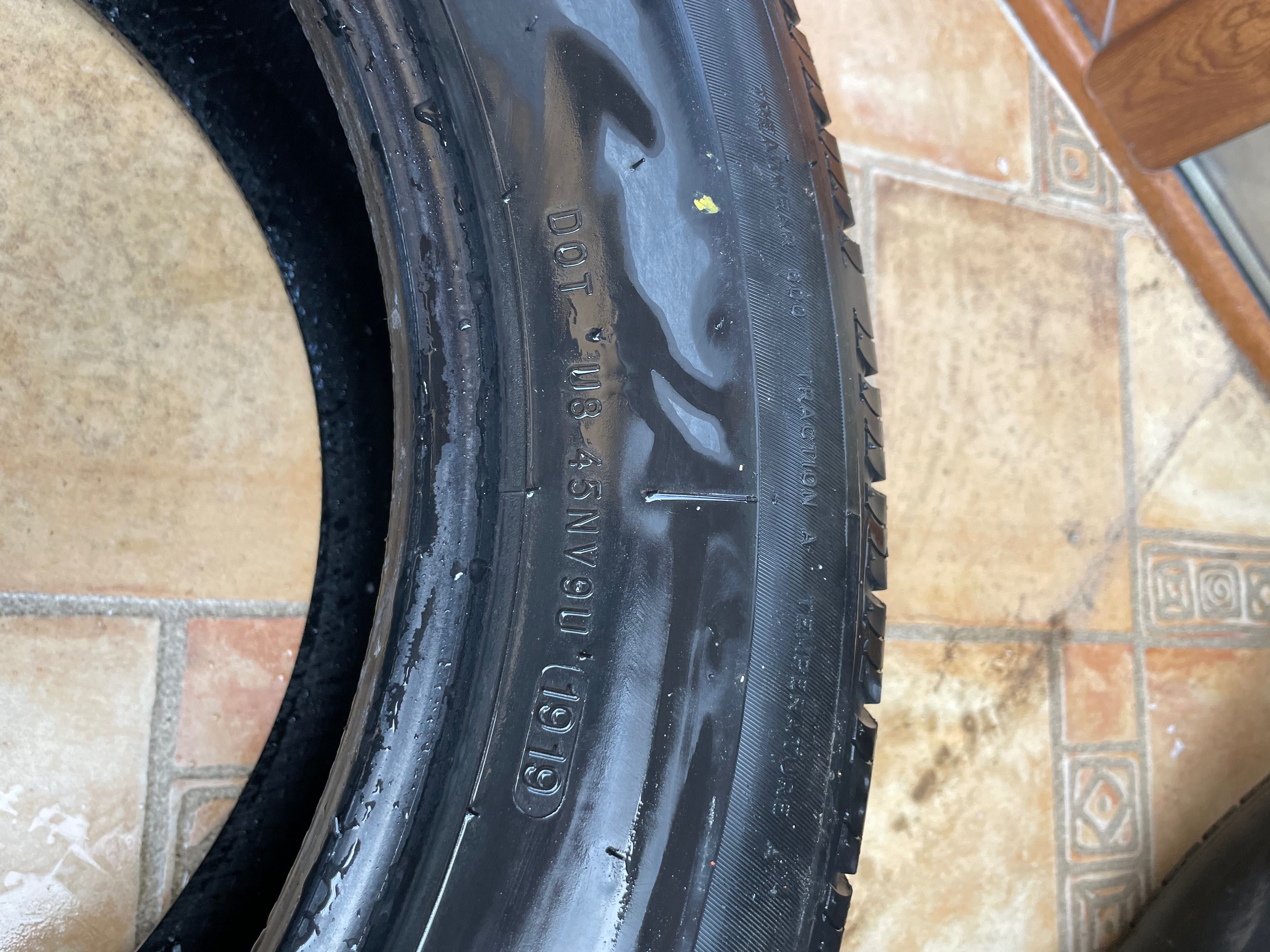 Всесезонни гуми Uniroyal 235/60/18