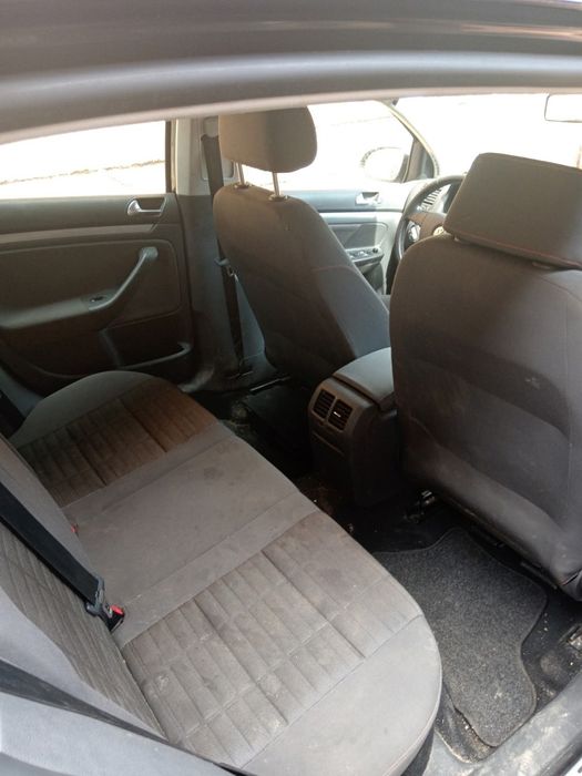 Un an de zile cutie motor