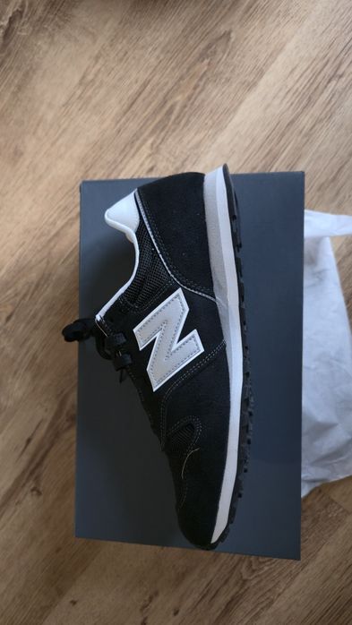 New Balance 373 Noi Adidasi Originali Nr. 43 In Cutie