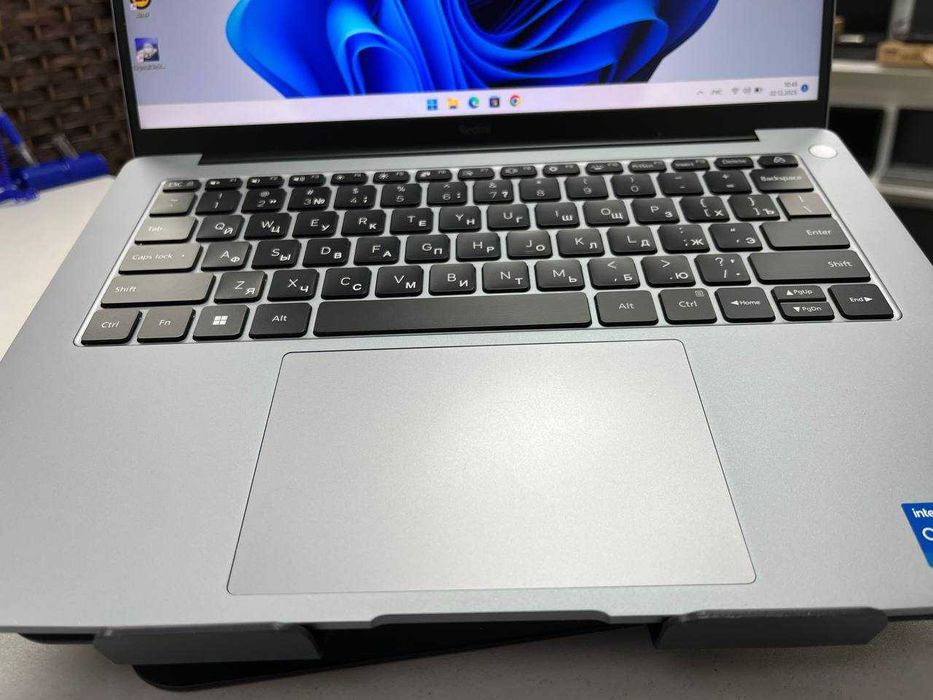 2к экран 120 гц Redmi Core i5-13*ОЗУ 16*ssd 512*ядро 16*Мощный шустрый