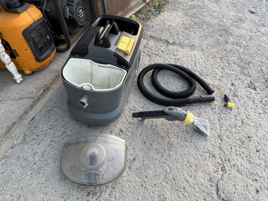 * Karcher Puzzi 10.1 оригинал Италия поофессиональный аппарат для химч