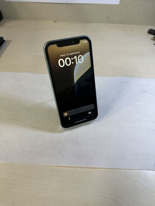 Iphone 11 / 64 gb / 100% baterie