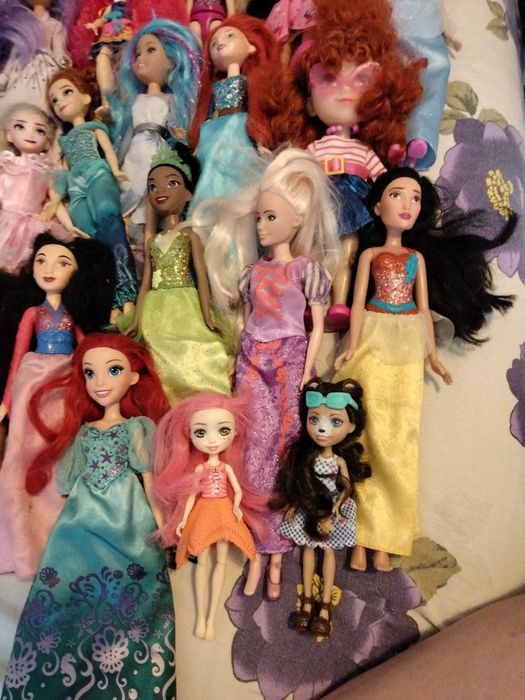 Prințesele Disney, Barbie, Moana, Ariel, Cenusareasa, Mulan