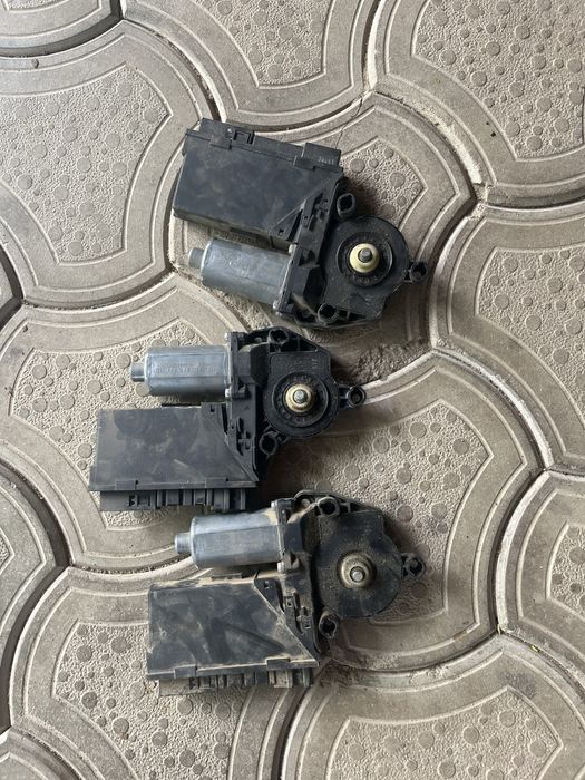 Vand motoras geam audi a4 b6
