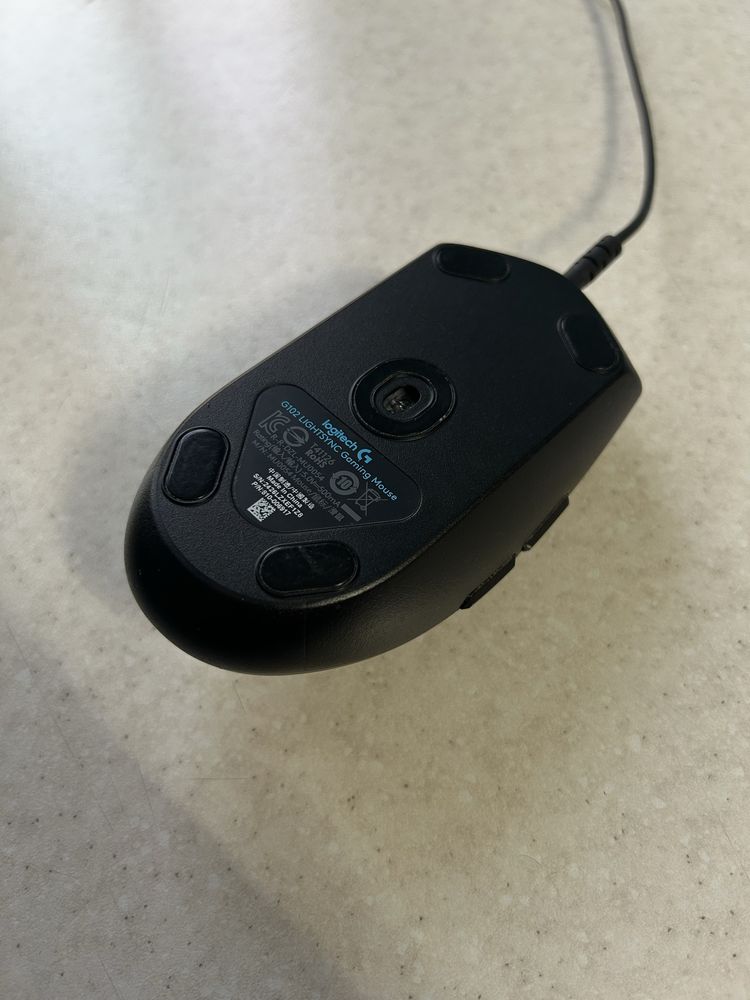 Продам мышь Logitech G102 Lightsync