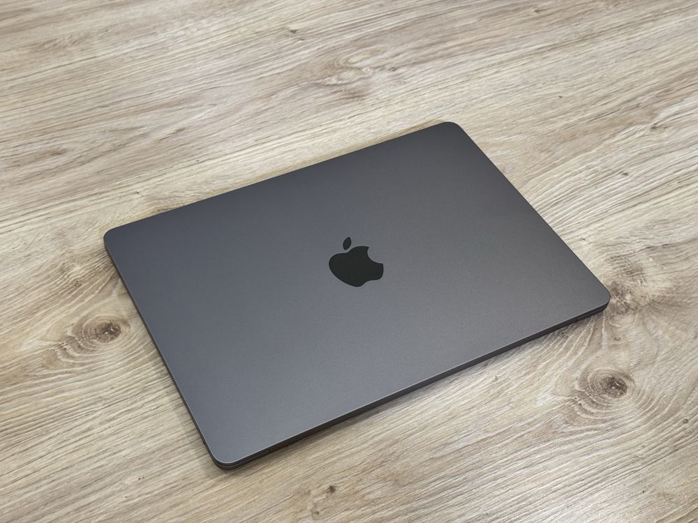 *512GB*Нов 13.6’Macbook Air M3 2024/8GB Ram/512GB SSD/Гаранция