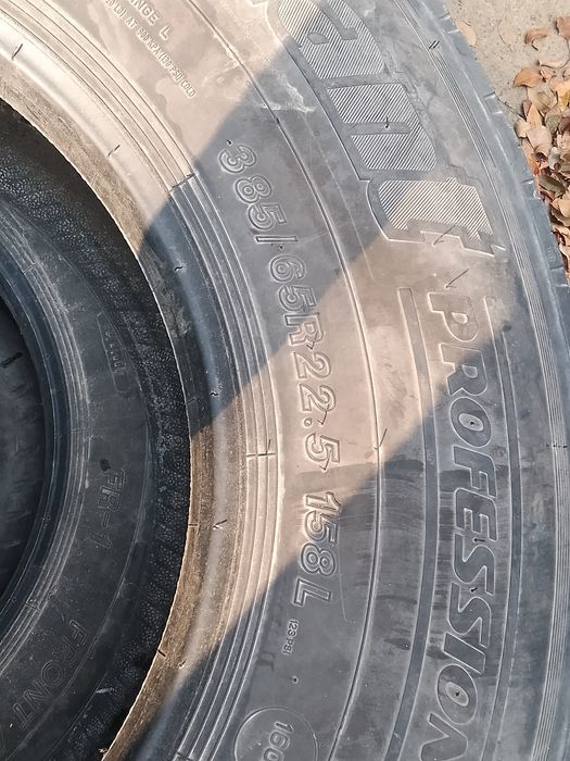 Покрышка от MAN фура состаяня хорошее
