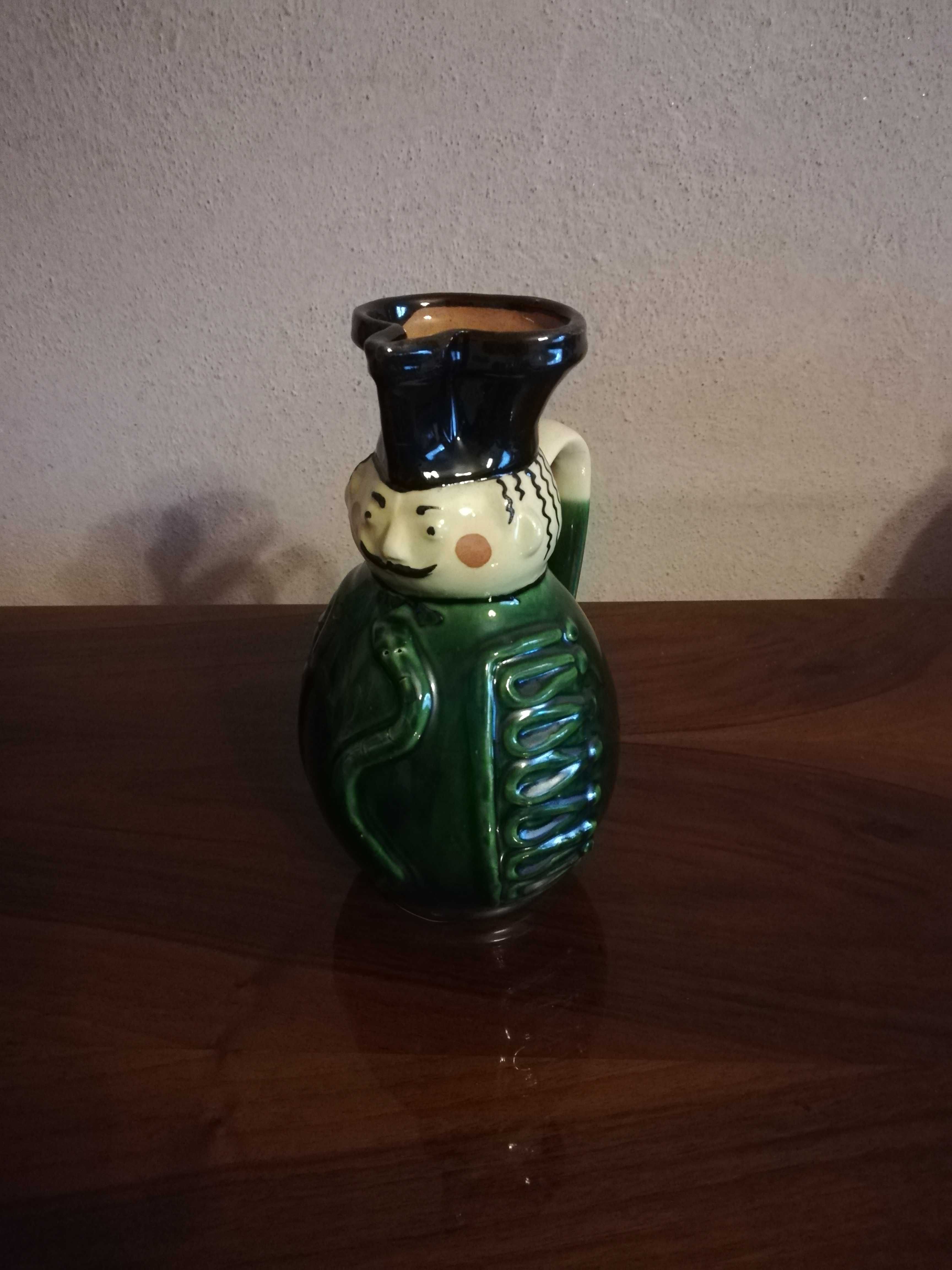 Ceramica veche - diferite cancee