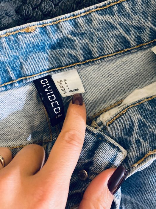 Дънки GUESS ZARA Calvin Klein Jeans Bershka Reserved