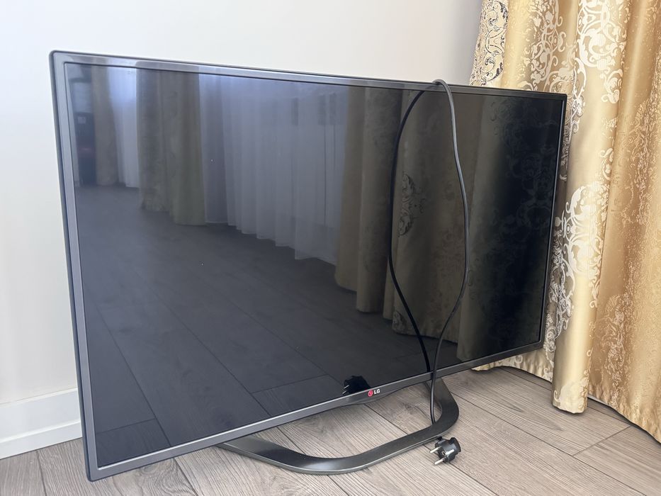 Продам телевизор LG
