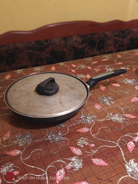 Продам сковороду