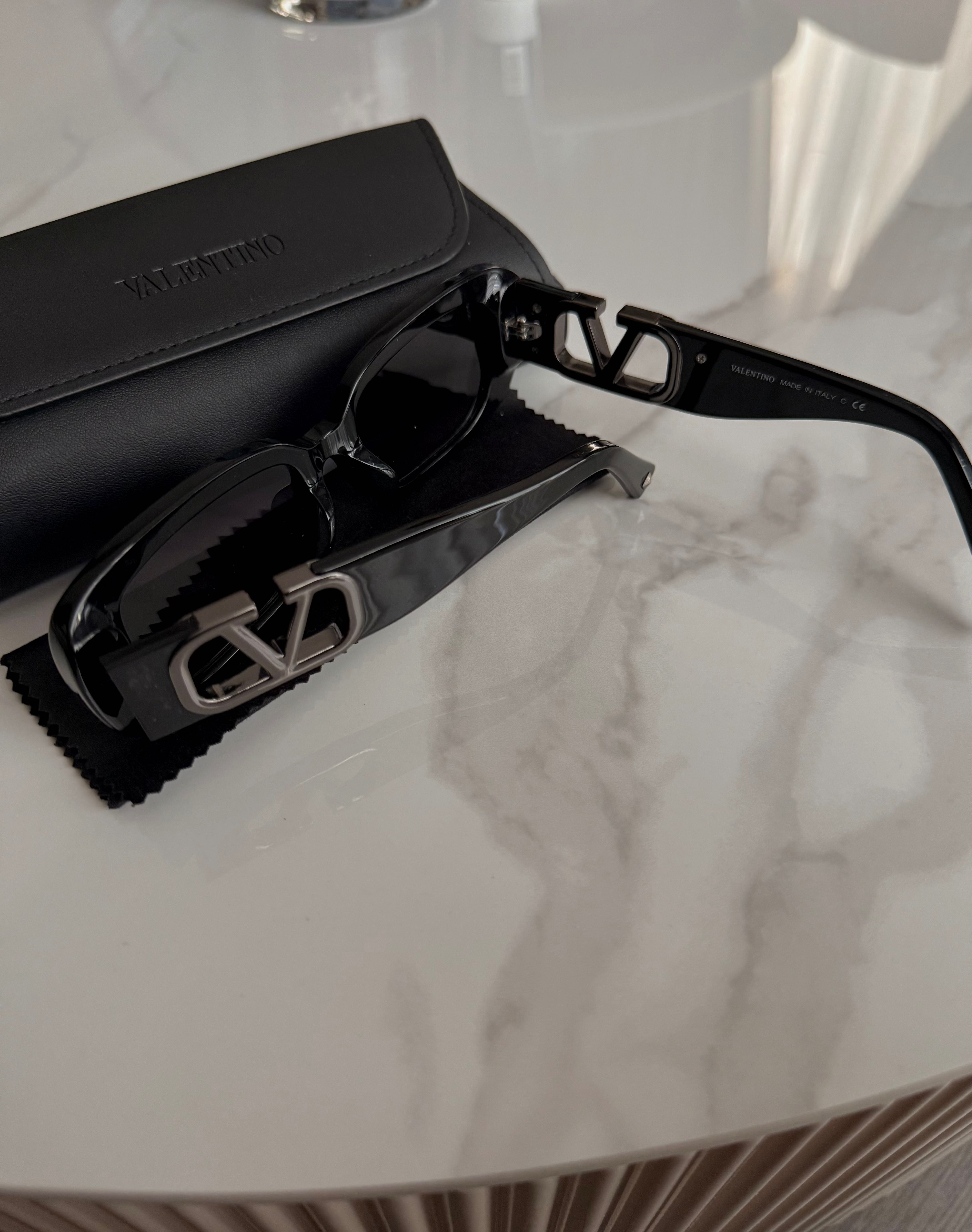 Слънчеви очила Valentino
