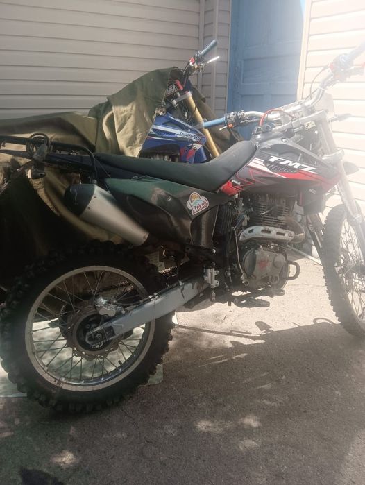 Продам мотоцикл эндуро