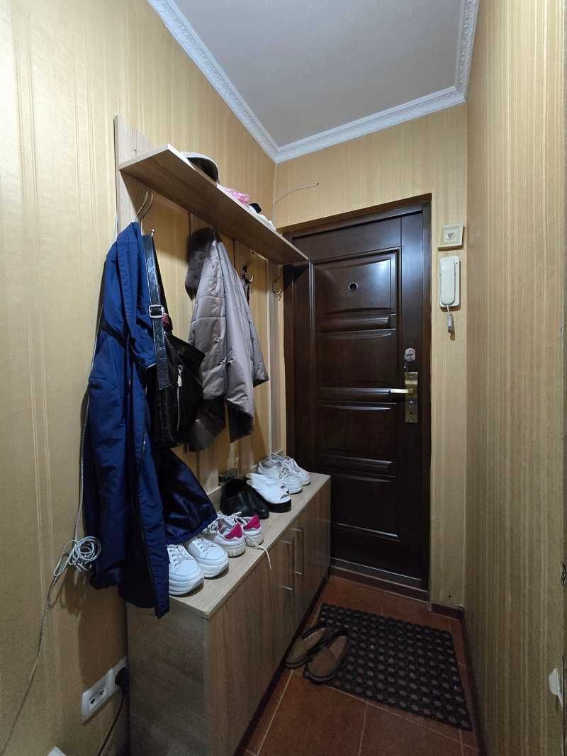 Продам 3 комнатную квартиру мкр Алмагуль