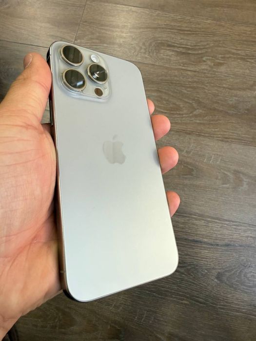 Iphone 15 pro max ideal