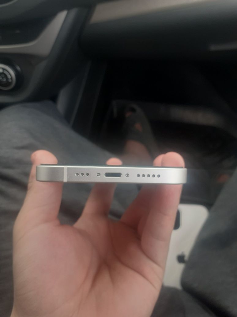 Iphone 12 128 ideal